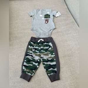 Carter’s baby boy outfit